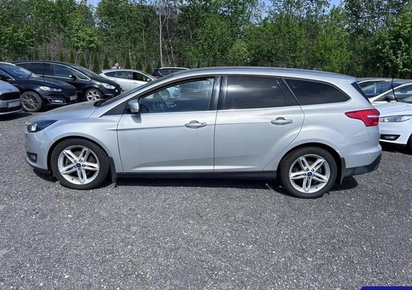 Ford Focus cena 34700 przebieg: 158202, rok produkcji 2018 z Wieliczka małe 742